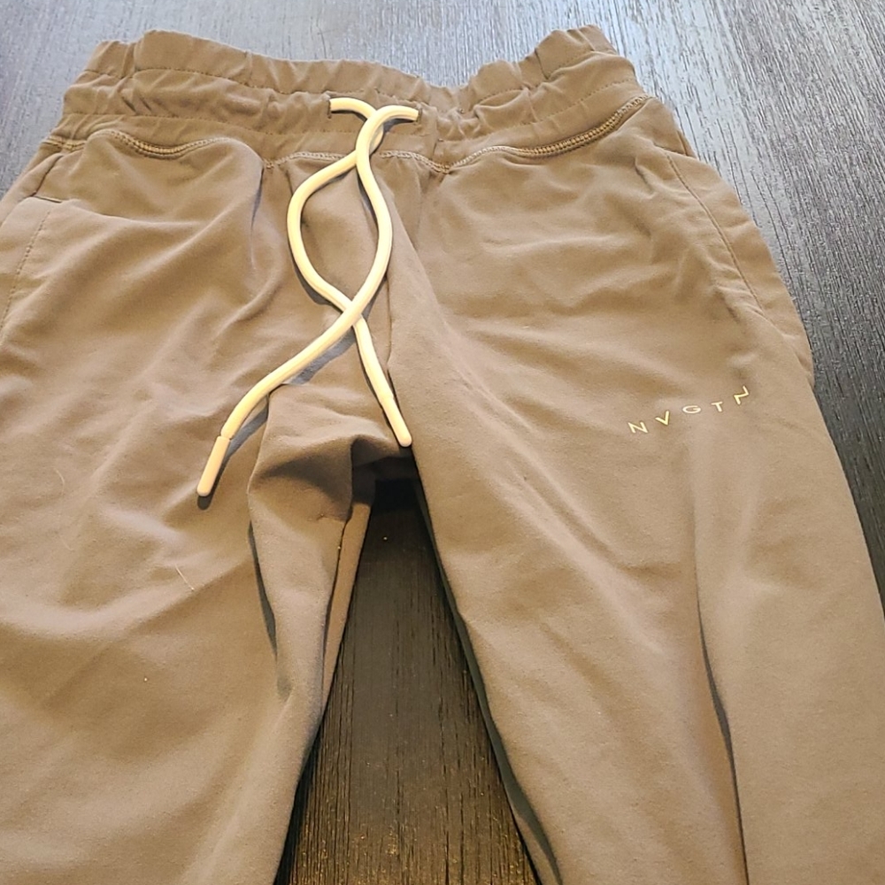 Nvgtn joggers